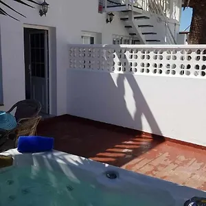 https://villa-perseo-beachfront-by-vacanzy-collection.in-canary-islands.com